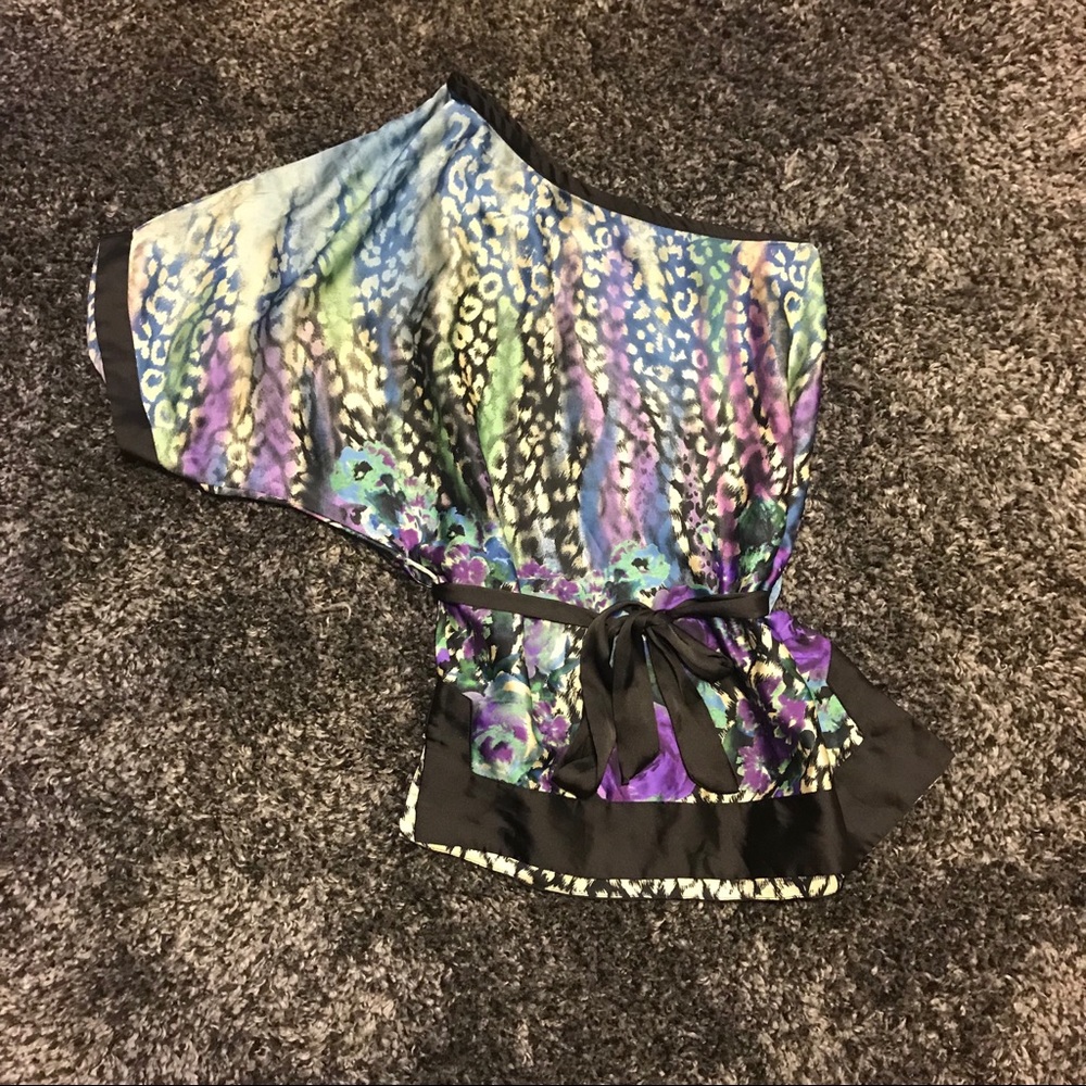 One Shoulder Top